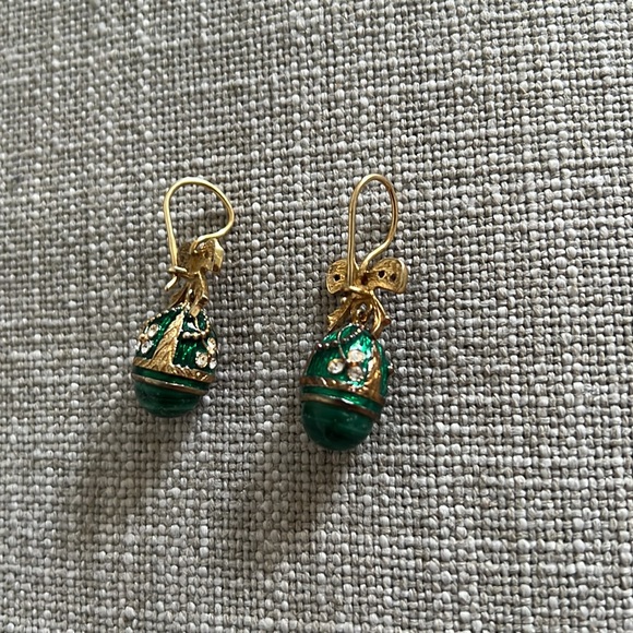 Earrings - Picture 3 of 3